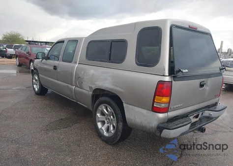 2001 GMC Sierra 1500 Sl z USA, uszkodzony, nr VIN 2GTEC19V911339735